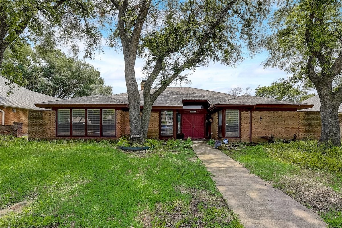 10018 Lawler Road Dallas TX 75243