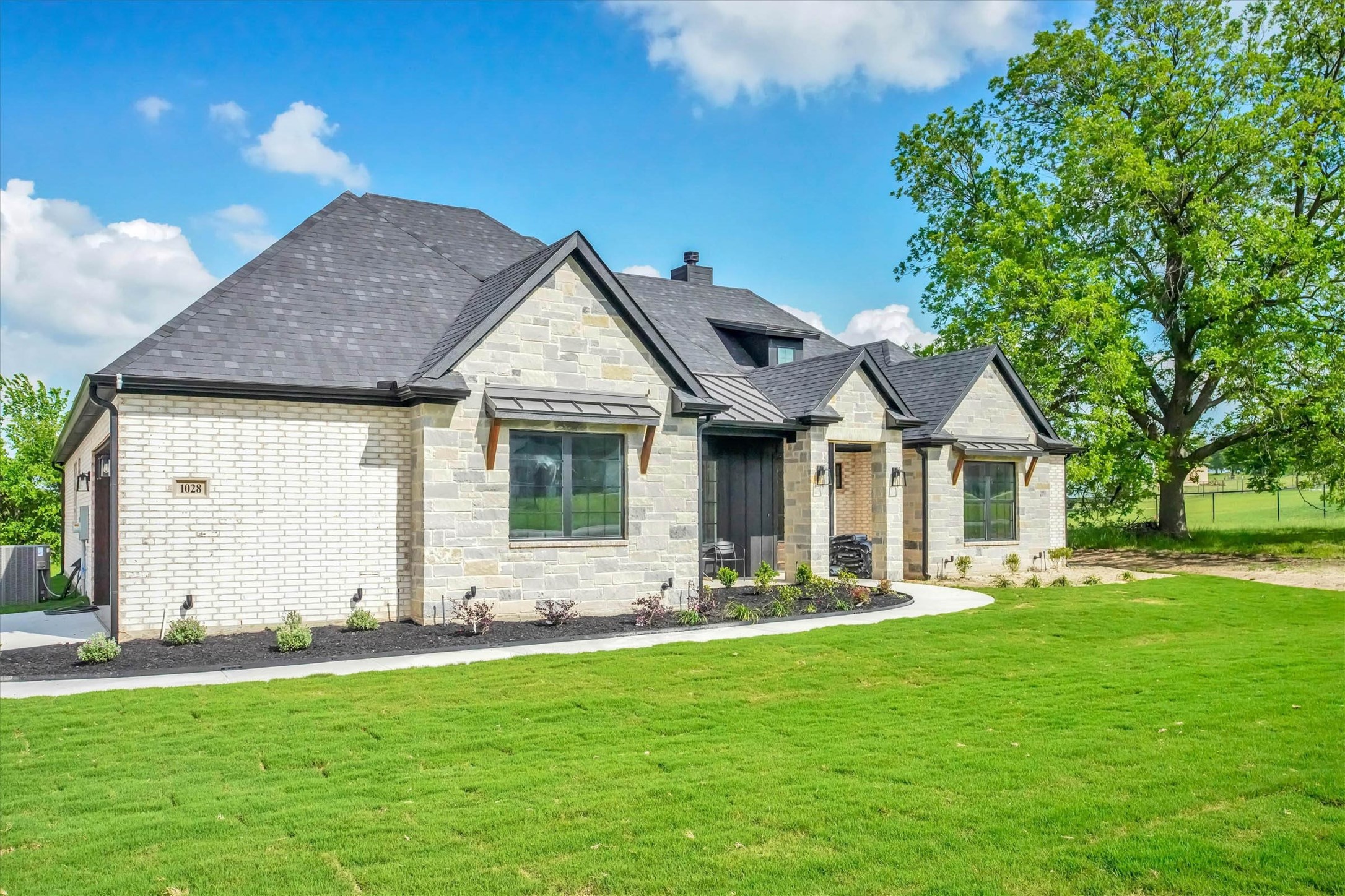 1028 Henry Way Road Springtown TX 76082