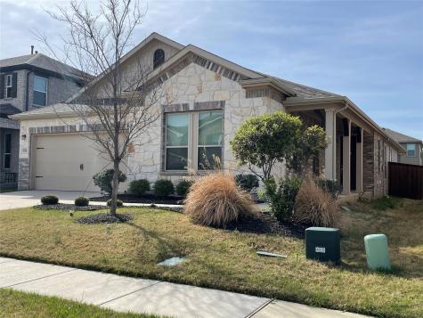 920 Waggoner Drive Aubrey TX 76227