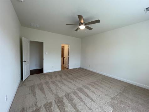 920 Waggoner Drive Aubrey TX 76227