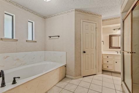 9510 S State Highway 34 Scurry TX 75158