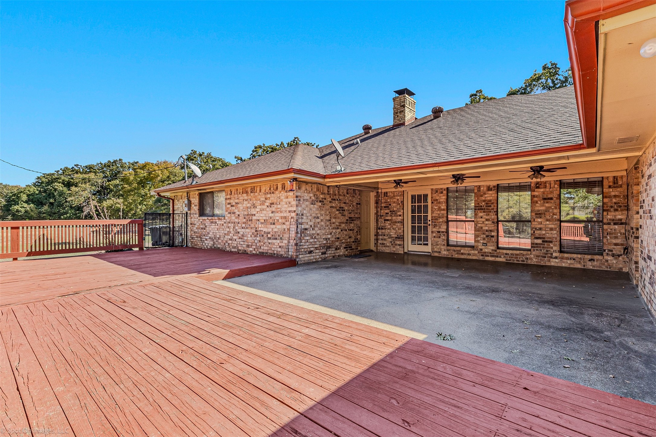 9510 S State Highway 34 Scurry TX 75158