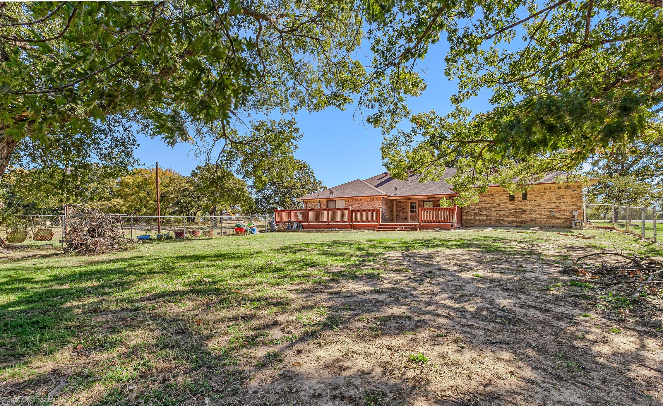 9510 S State Highway 34 Scurry TX 75158