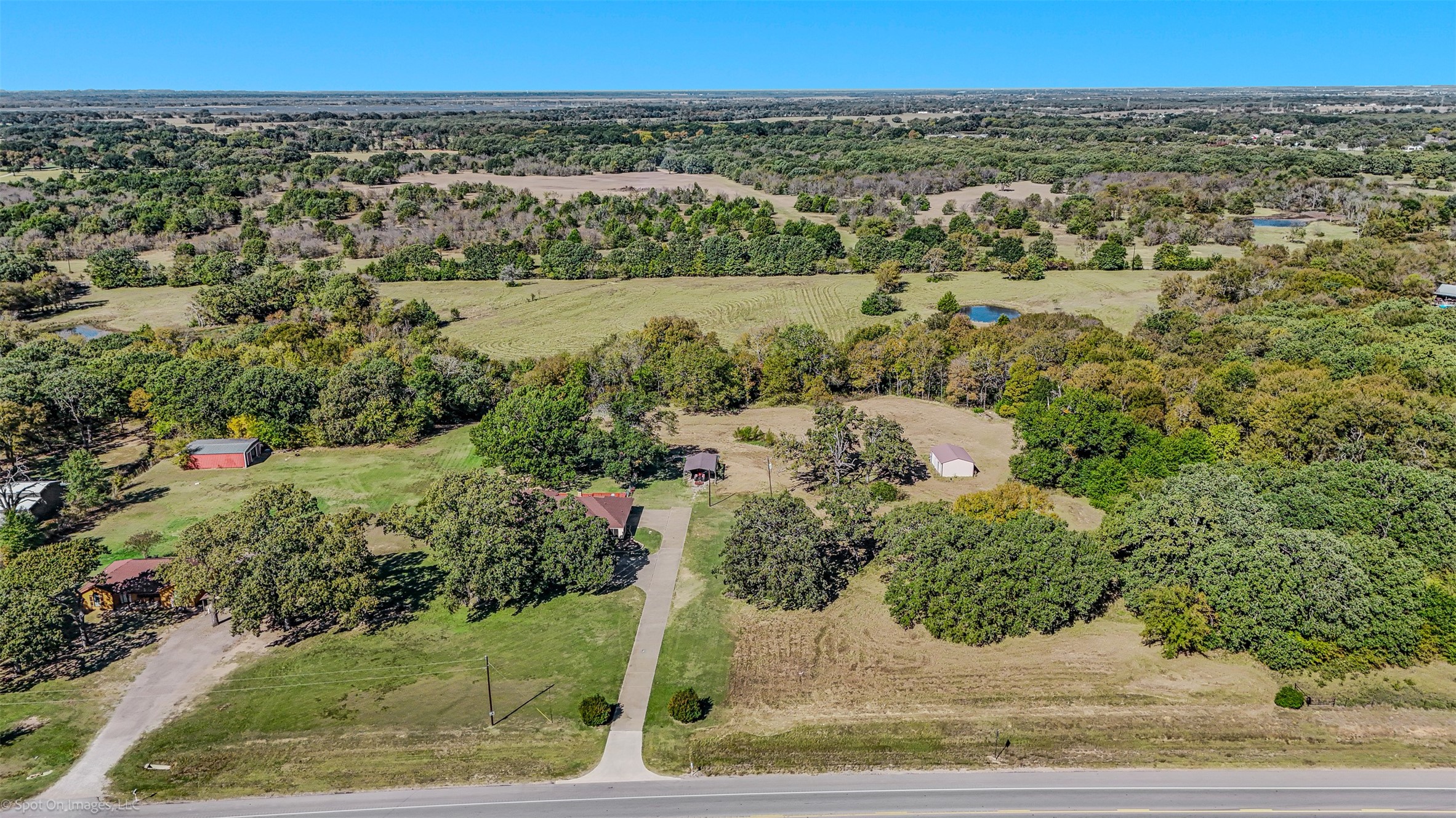 9510 S State Highway 34 Scurry TX 75158