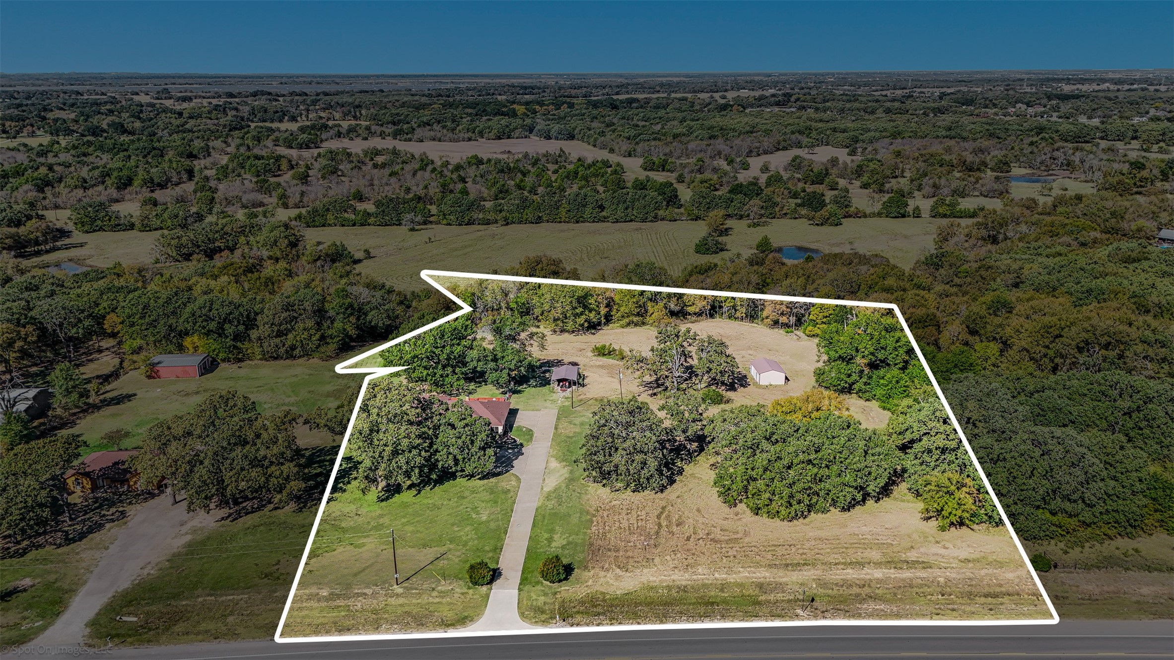 9510 S State Highway 34 Scurry TX 75158