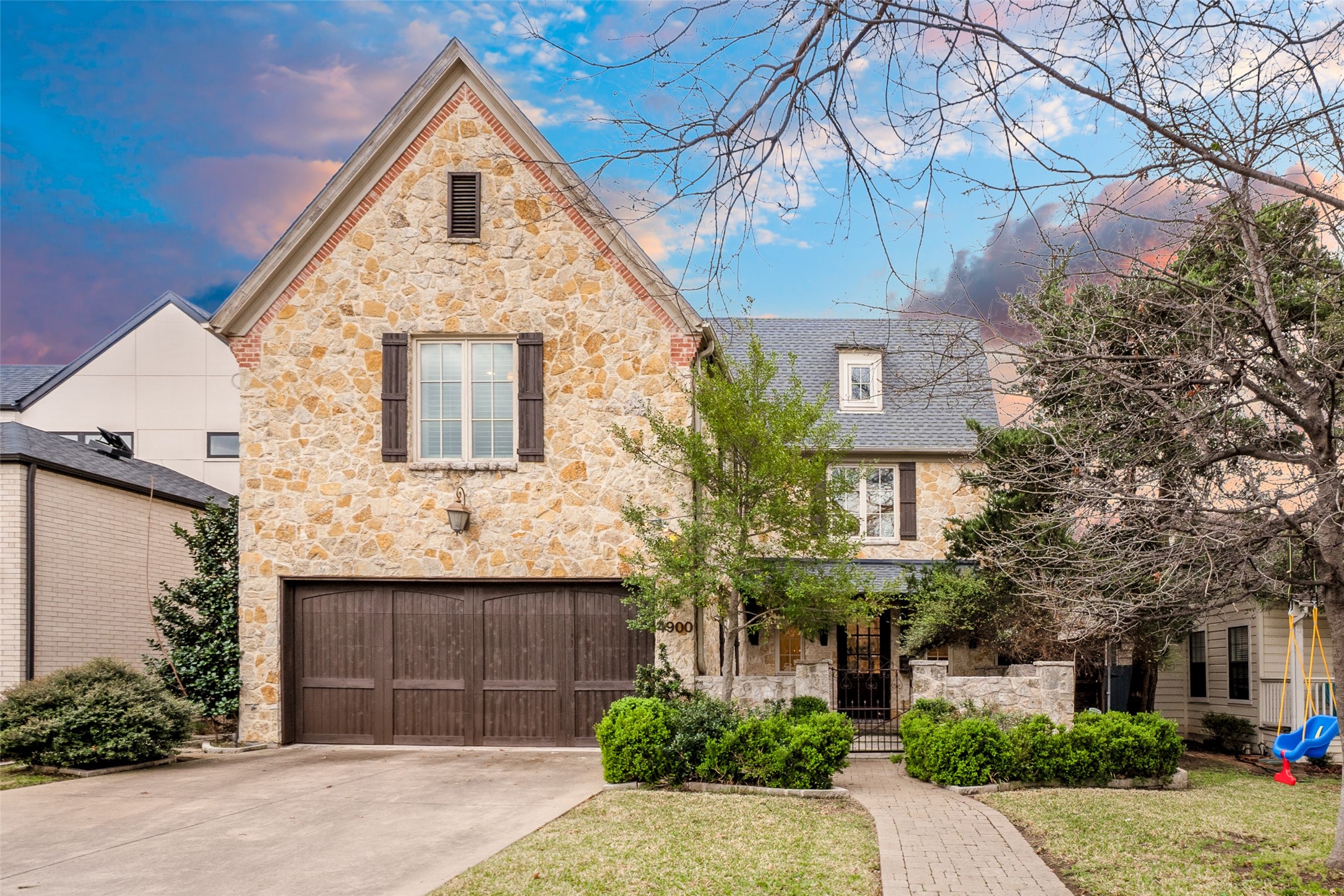 4900 W Stanford Avenue Dallas TX 75209