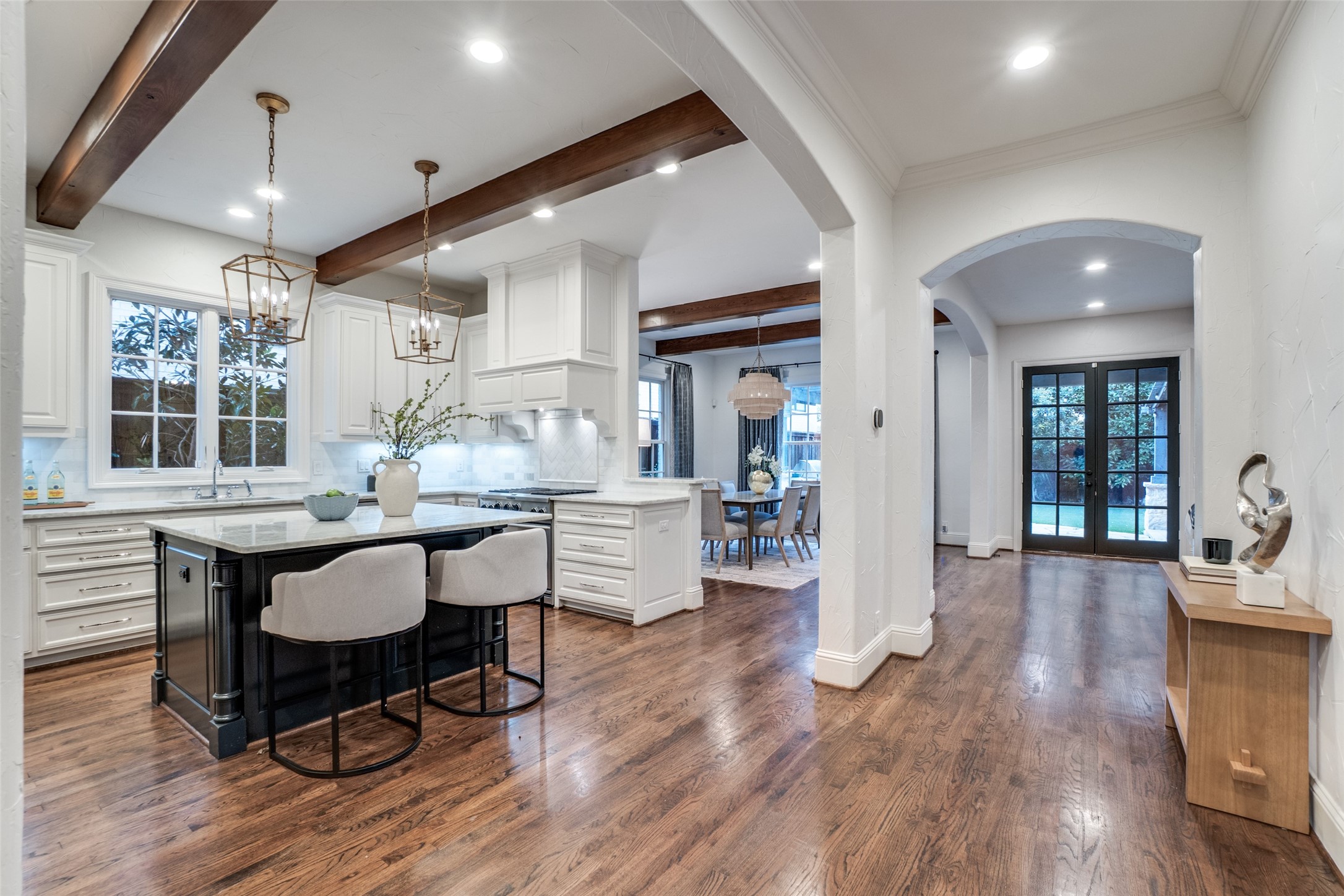 4900 W Stanford Avenue Dallas TX 75209