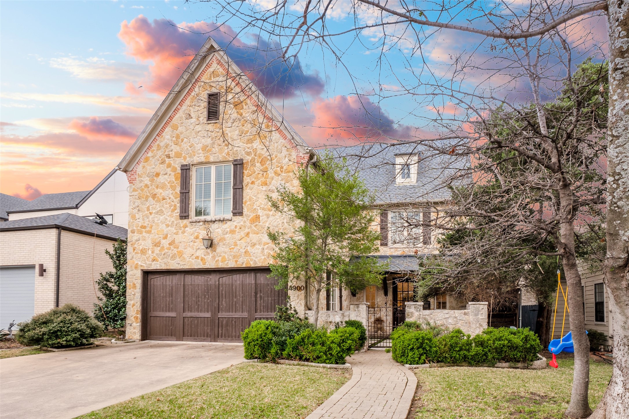 4900 W Stanford Avenue Dallas TX 75209