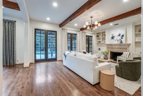4900 W Stanford Avenue Dallas TX 75209