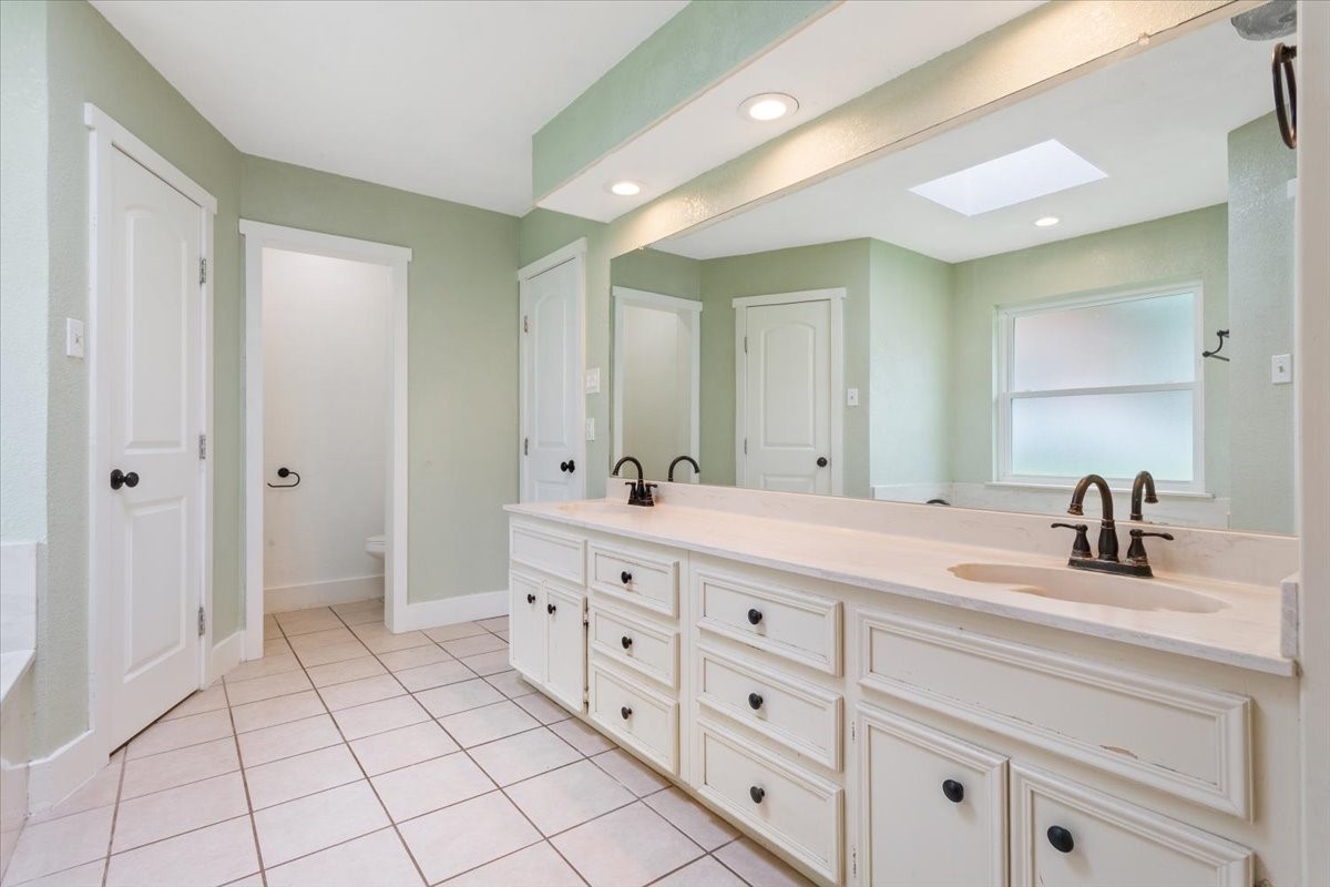 10025 Forest View Drive Woodway TX 76712