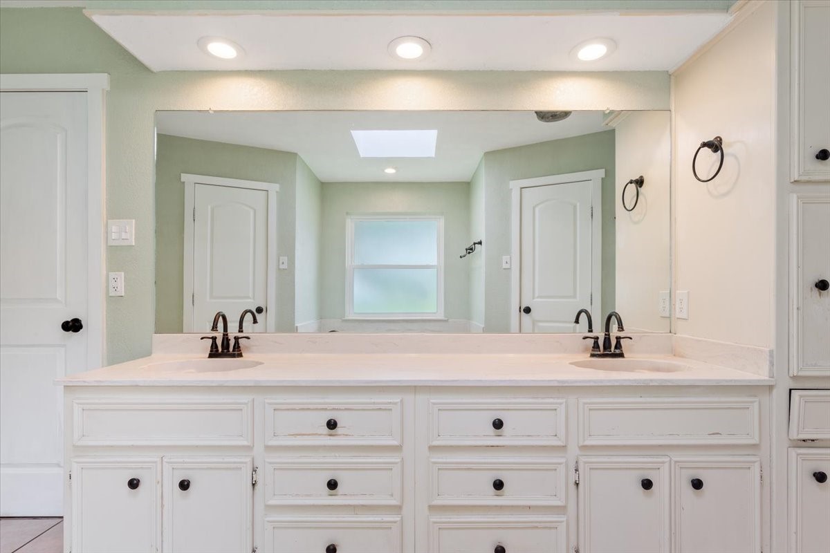 10025 Forest View Drive Woodway TX 76712