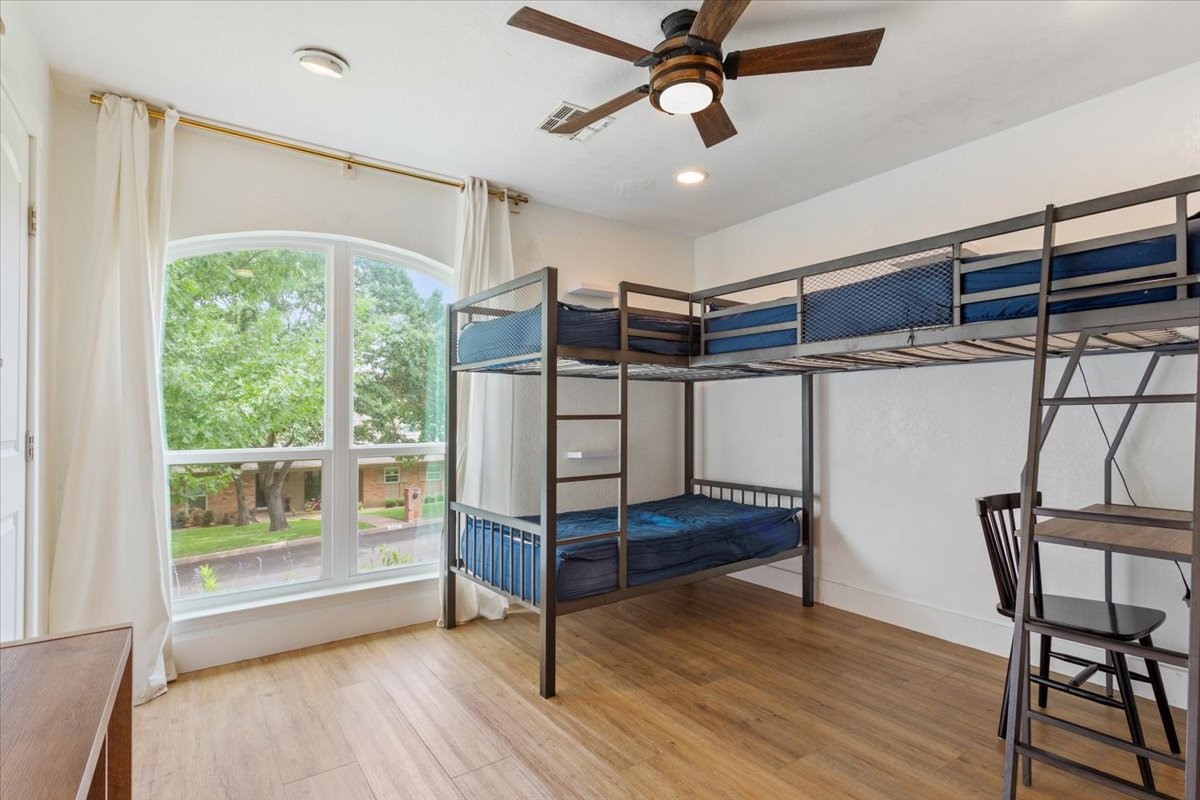 10025 Forest View Drive Woodway TX 76712