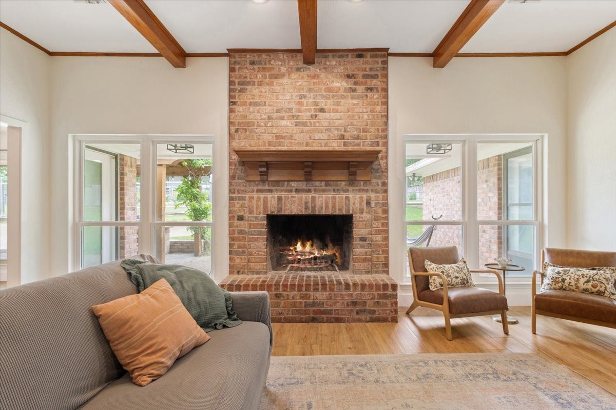 10025 Forest View Drive Woodway TX 76712