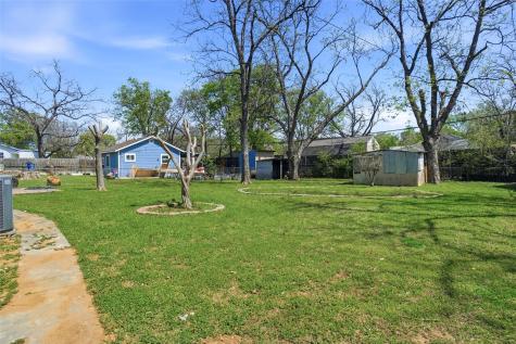 705 Vine Street Euless TX 76040