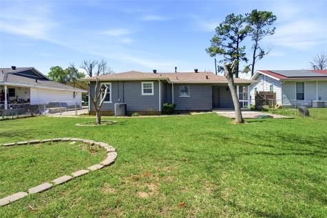 705 Vine Street Euless TX 76040