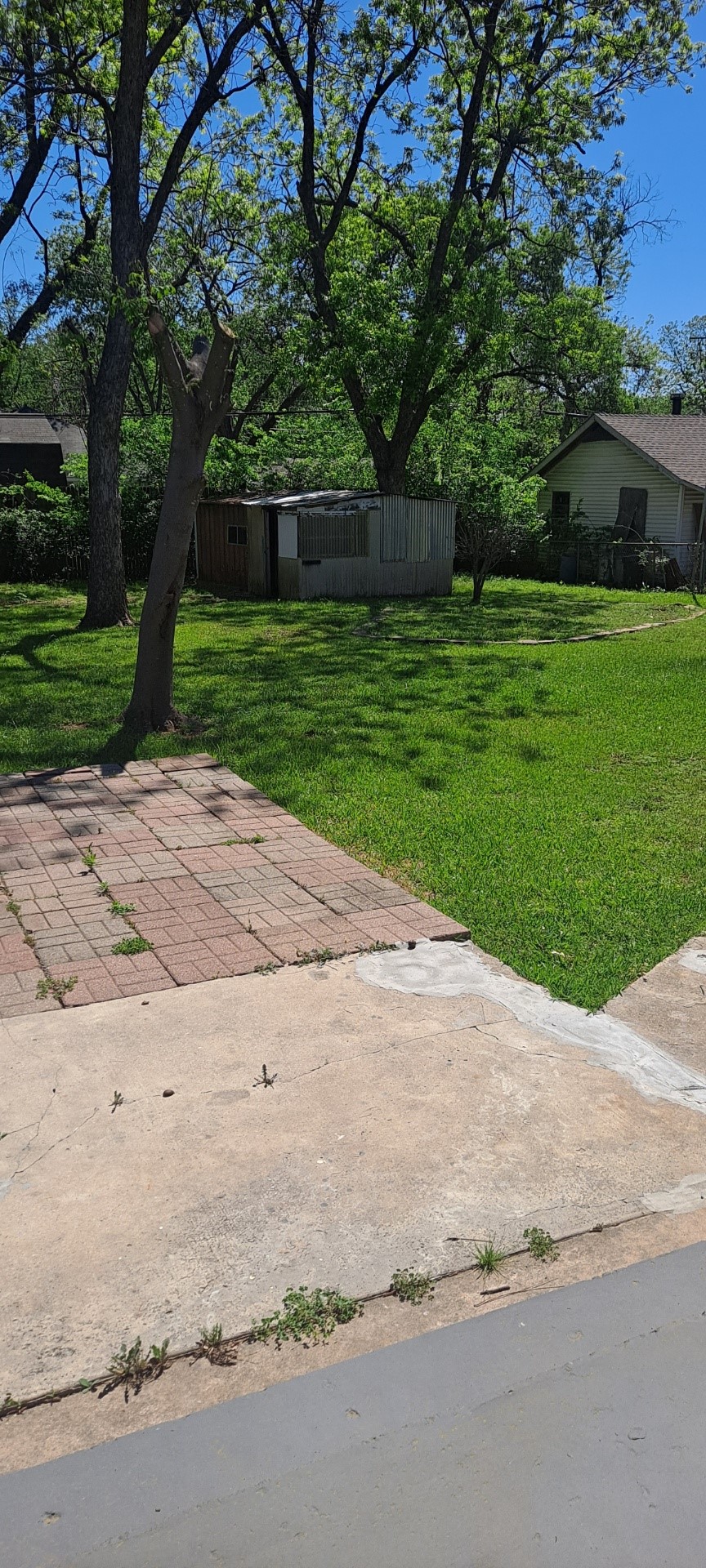 705 Vine Street Euless TX 76040