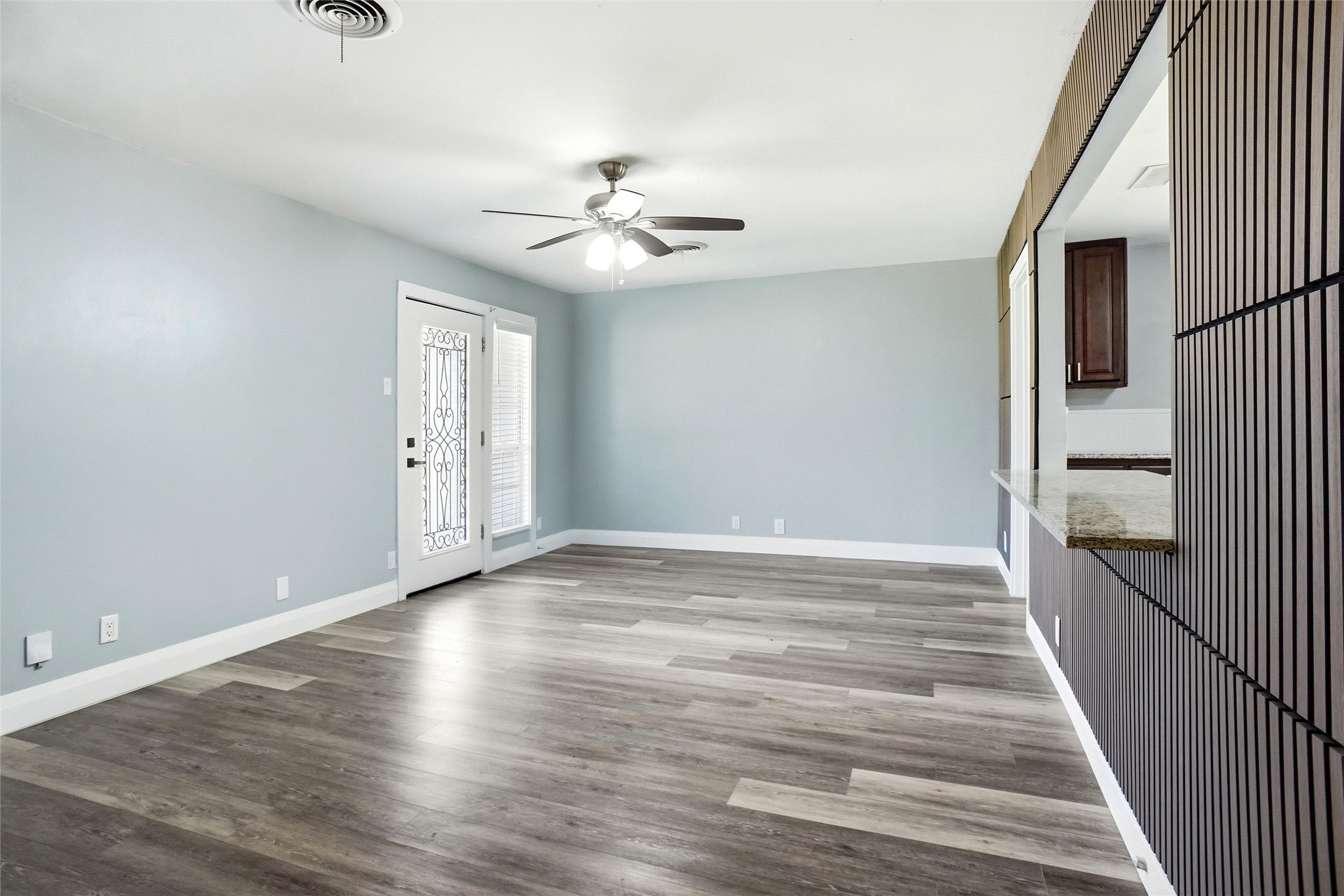 705 Vine Street Euless TX 76040