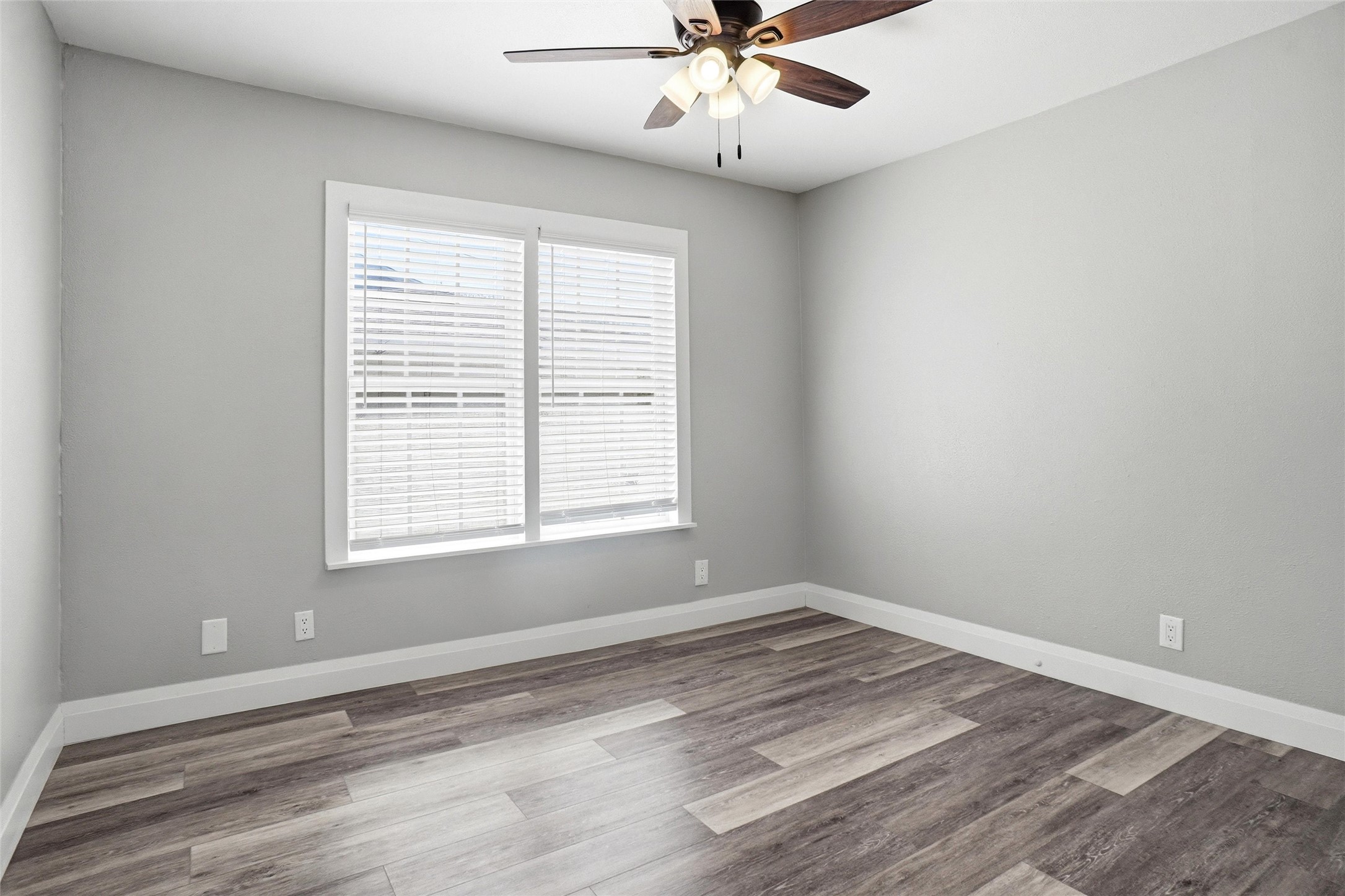 705 Vine Street Euless TX 76040