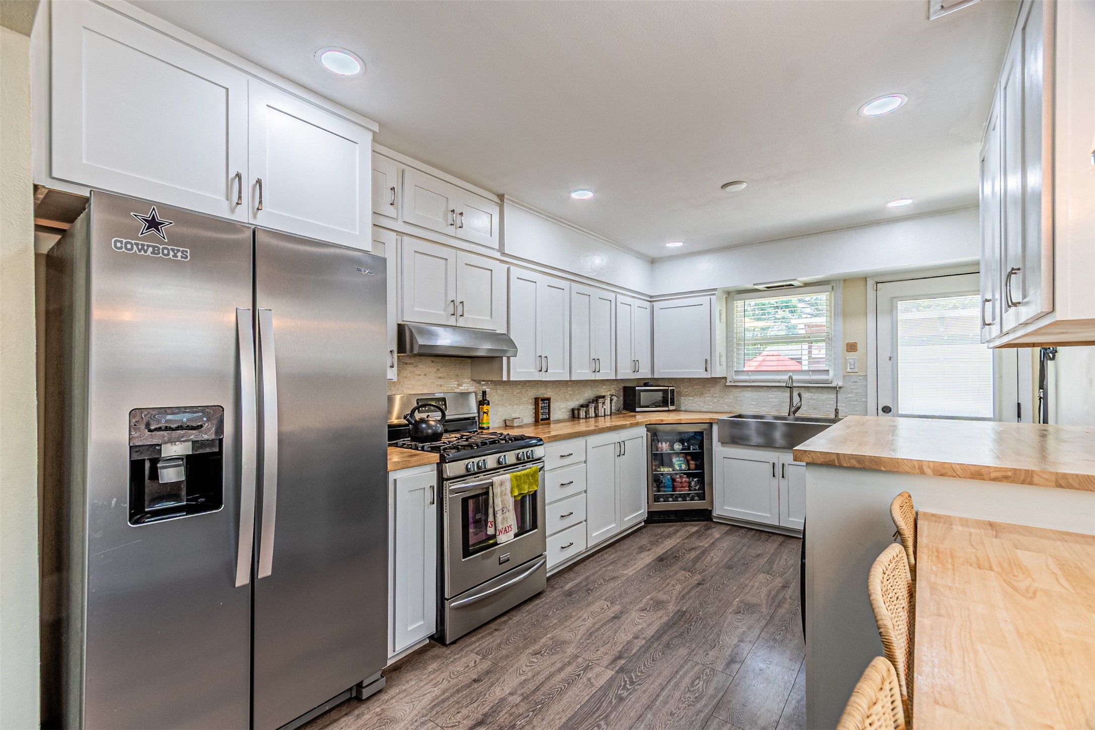 120 E Scotland Drive Irving TX 75062