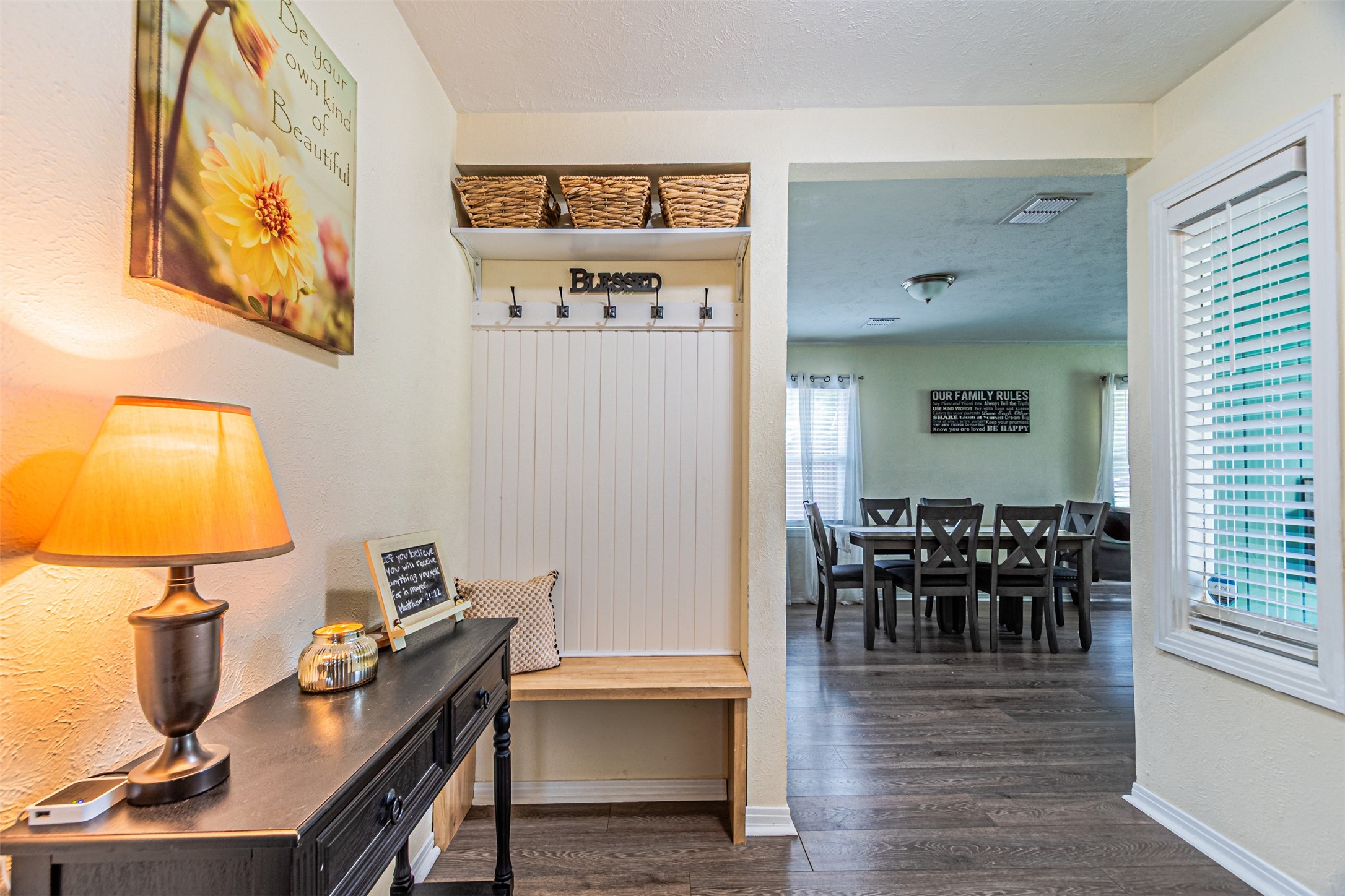 120 E Scotland Drive Irving TX 75062