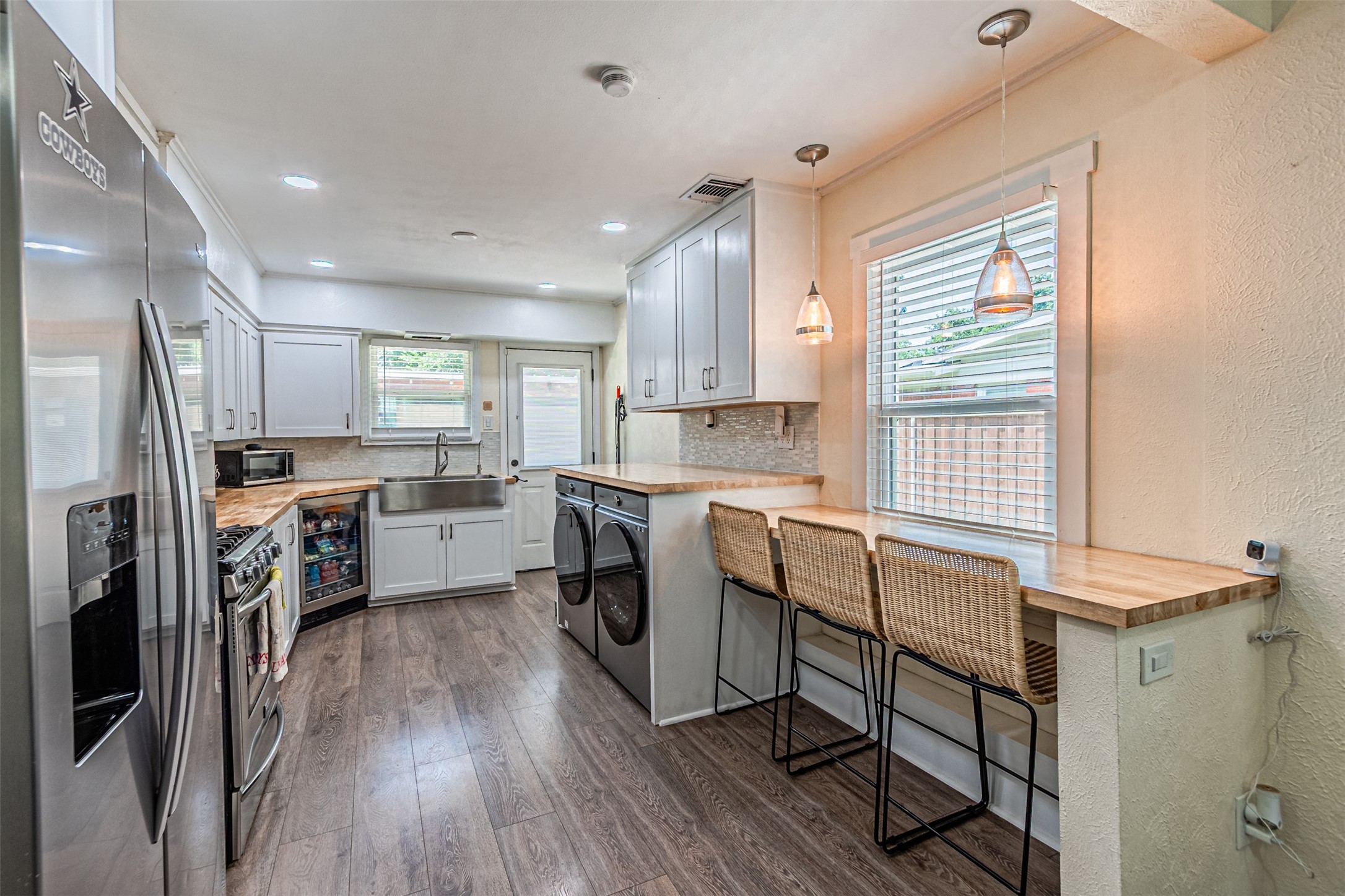 120 E Scotland Drive Irving TX 75062
