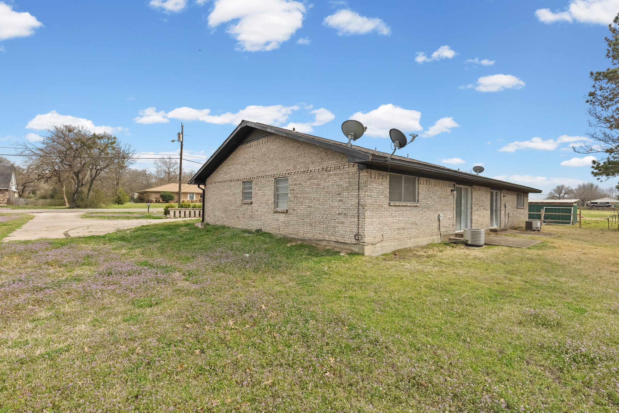 706 S Manson Street Wolfe City TX 75496