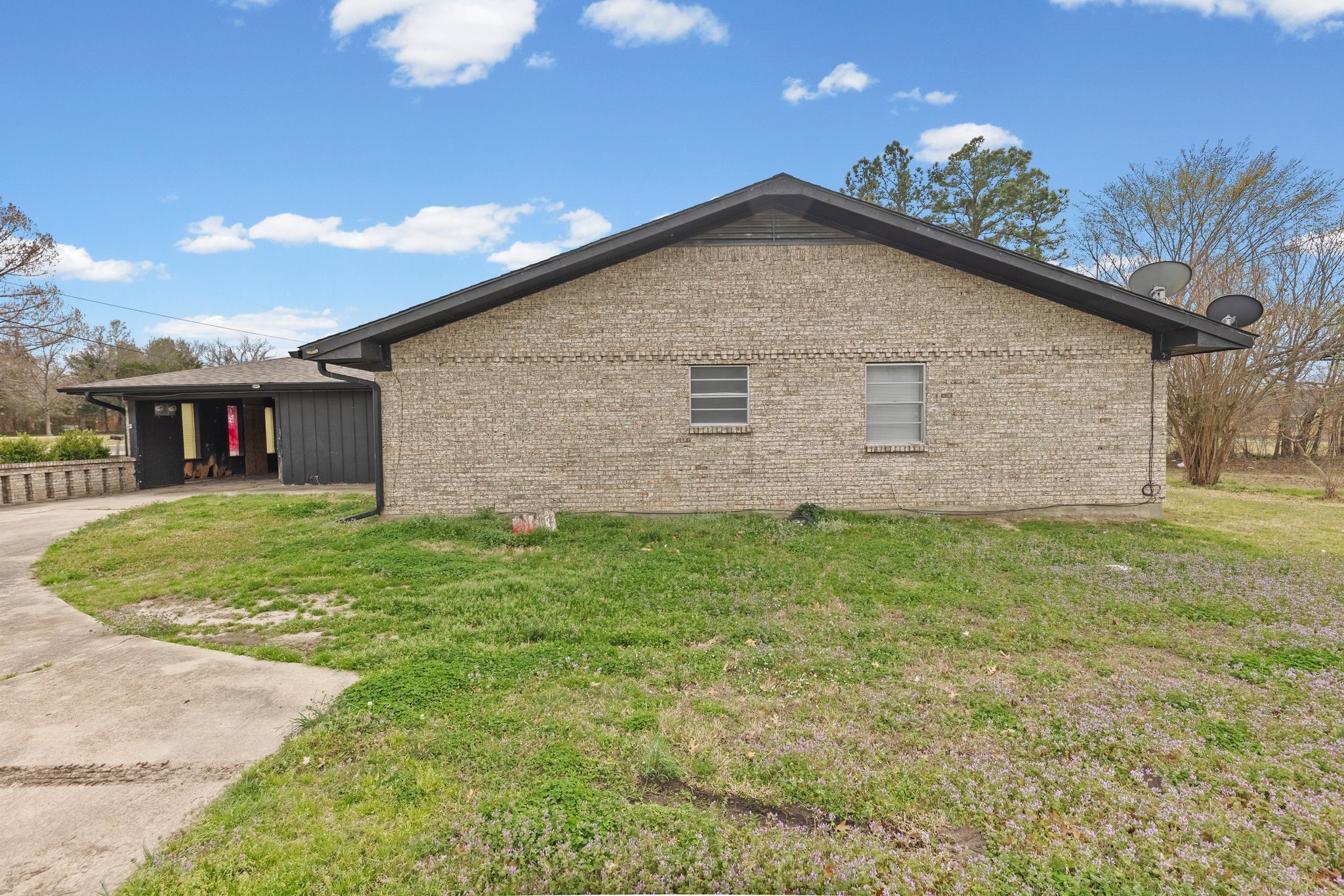 706 S Manson Street Wolfe City TX 75496