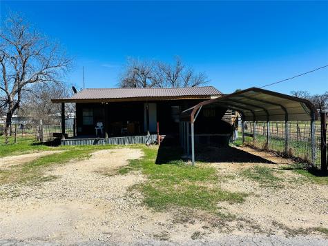 241 S Avenue B Cross Plains TX 76443