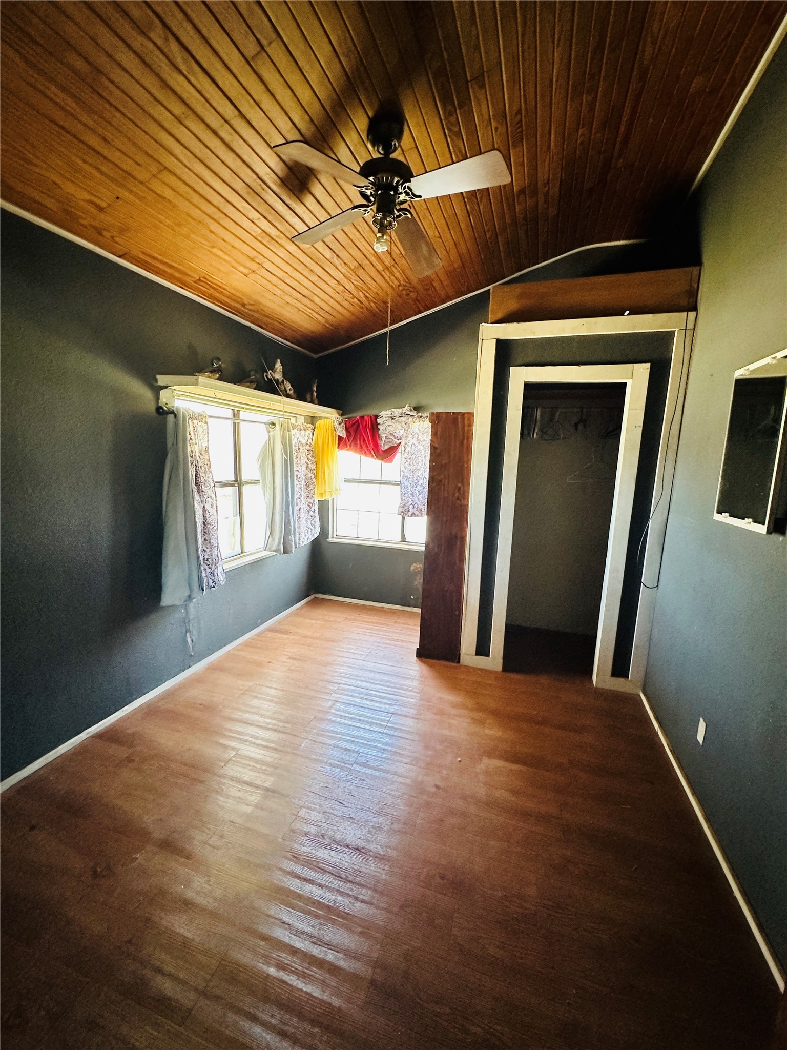 241 S Avenue B Cross Plains TX 76443