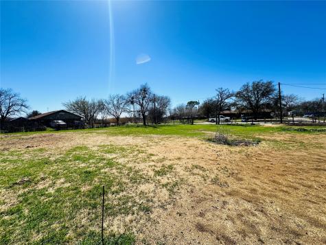 241 S Avenue B Cross Plains TX 76443