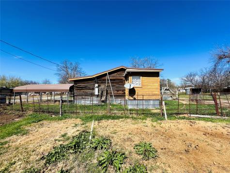 241 S Avenue B Cross Plains TX 76443