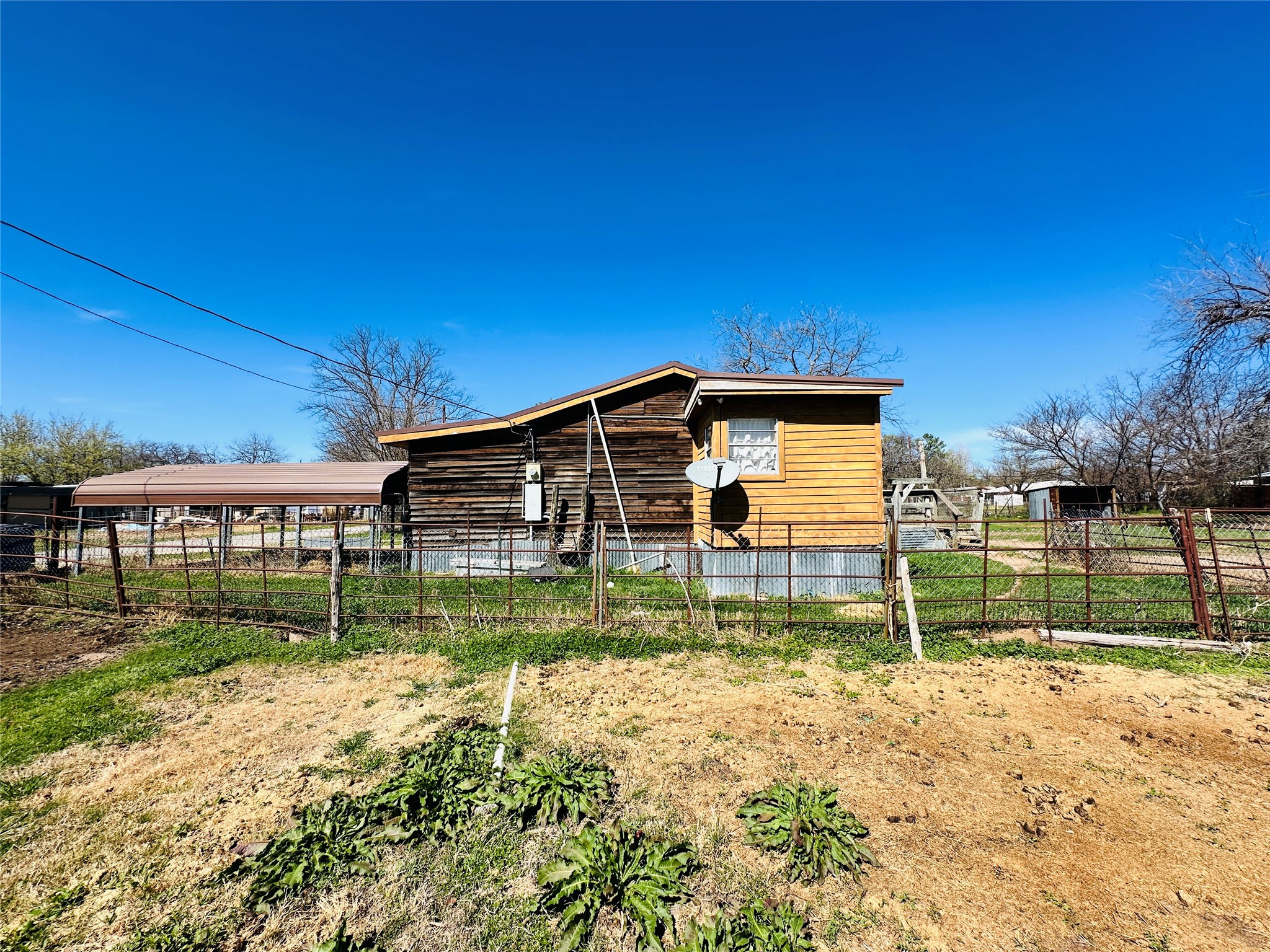 241 S Avenue B Cross Plains TX 76443