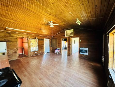 241 S Avenue B Cross Plains TX 76443