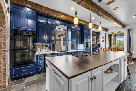404 Charleston Park Drive Woodway TX 76712