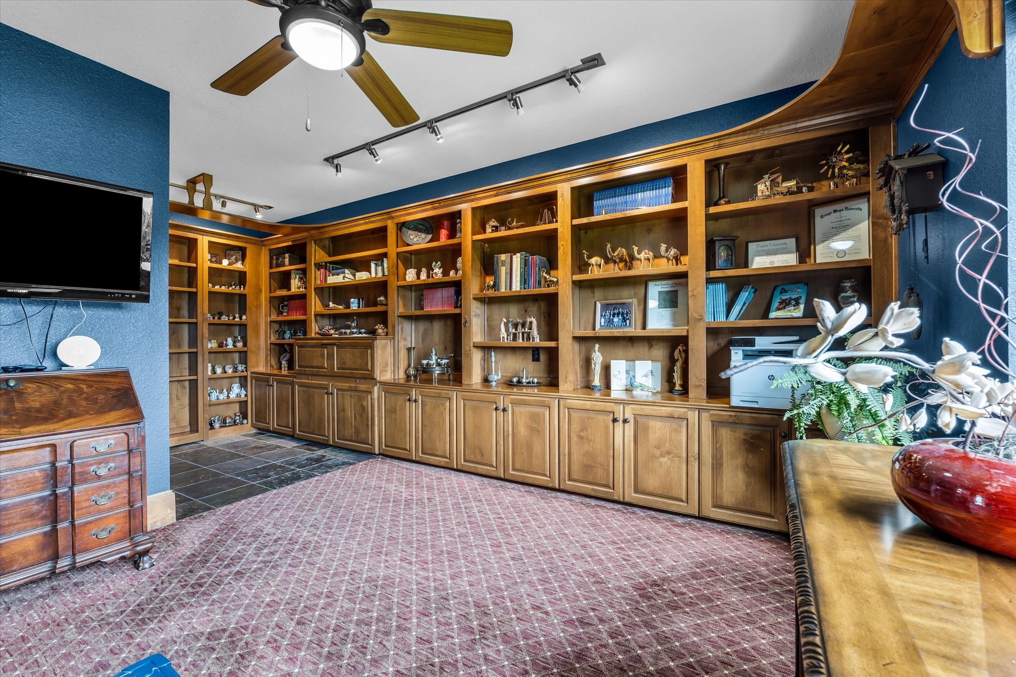 404 Charleston Park Drive Woodway TX 76712