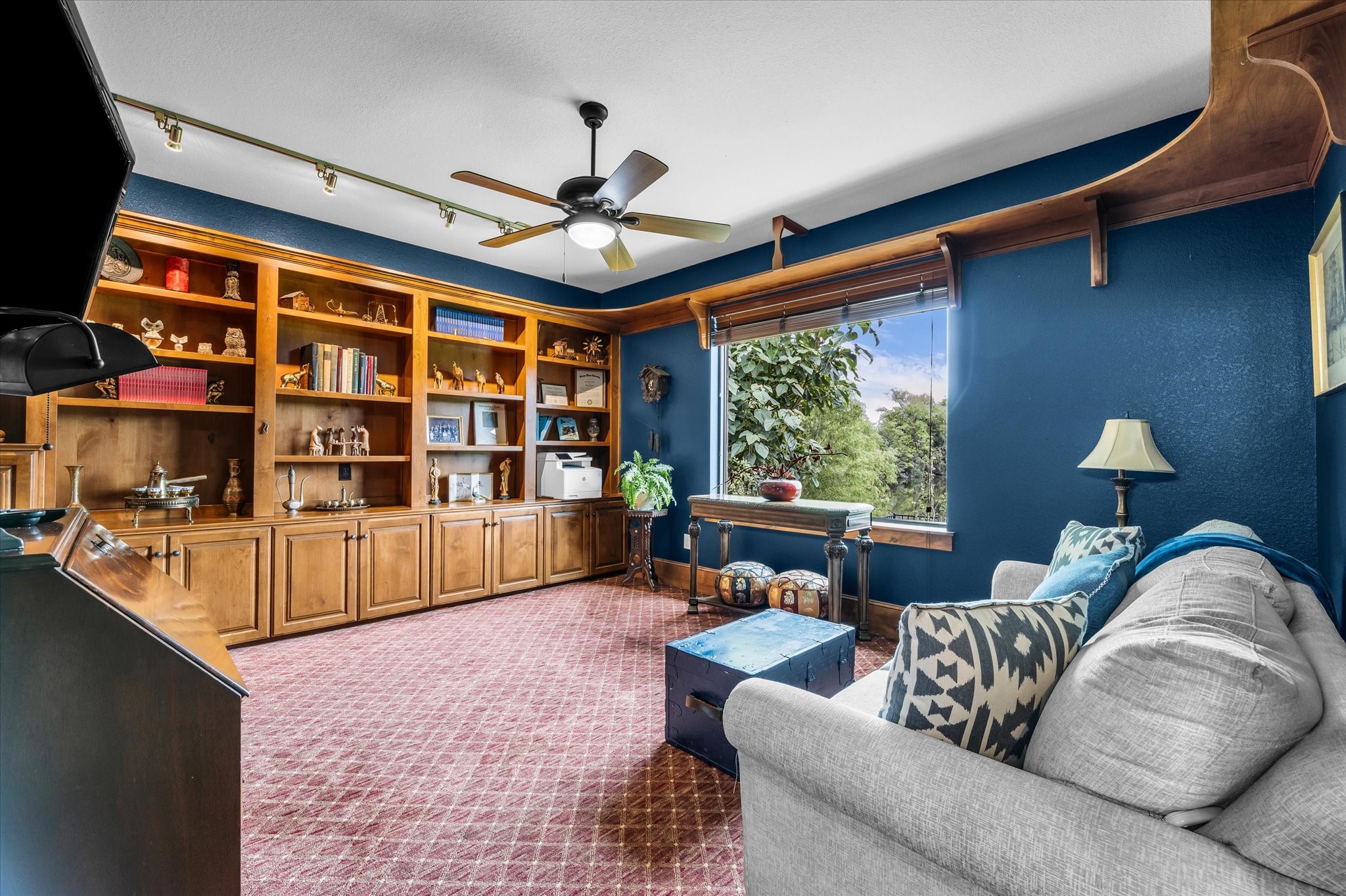 404 Charleston Park Drive Woodway TX 76712