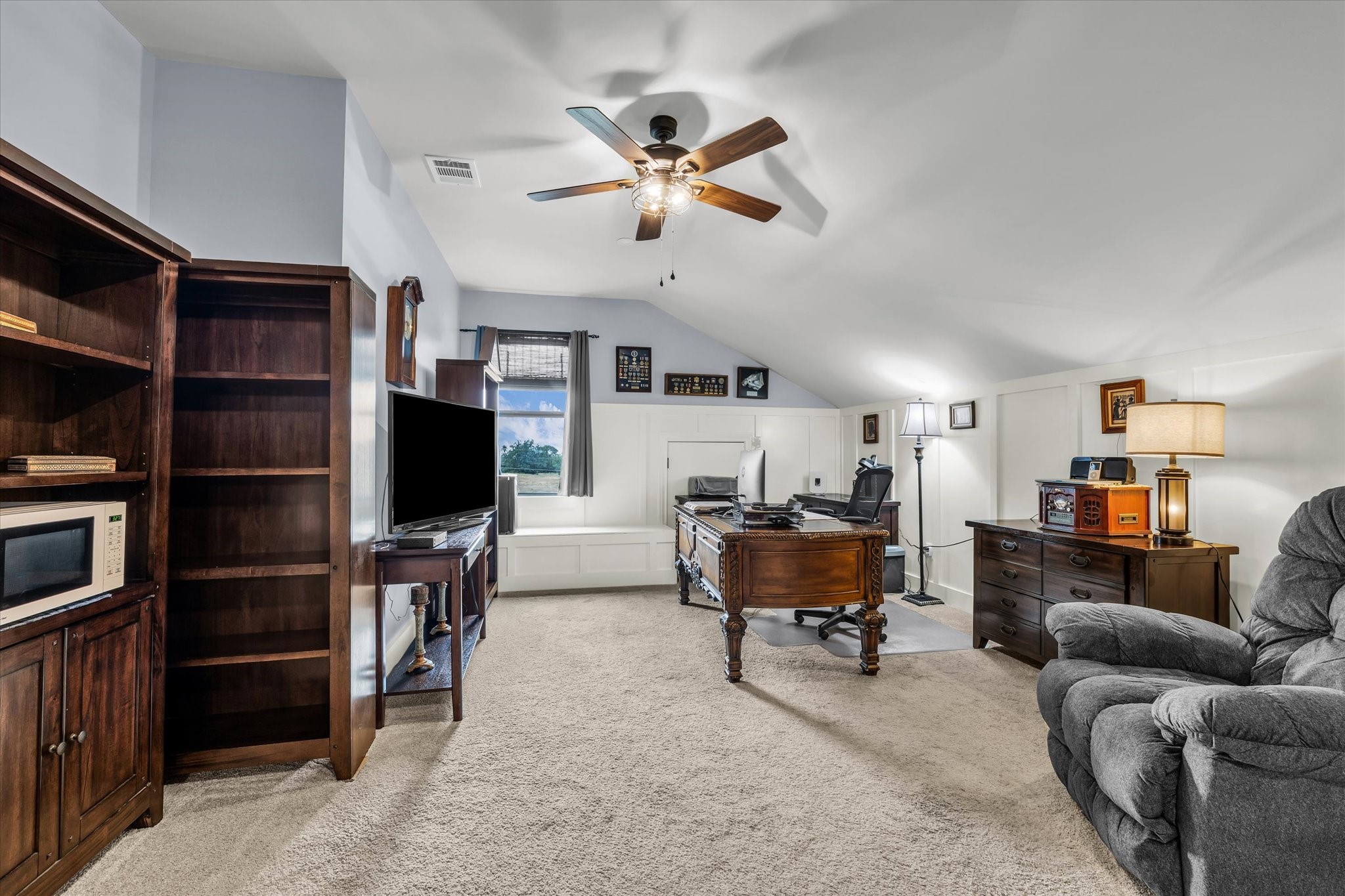 404 Charleston Park Drive Woodway TX 76712