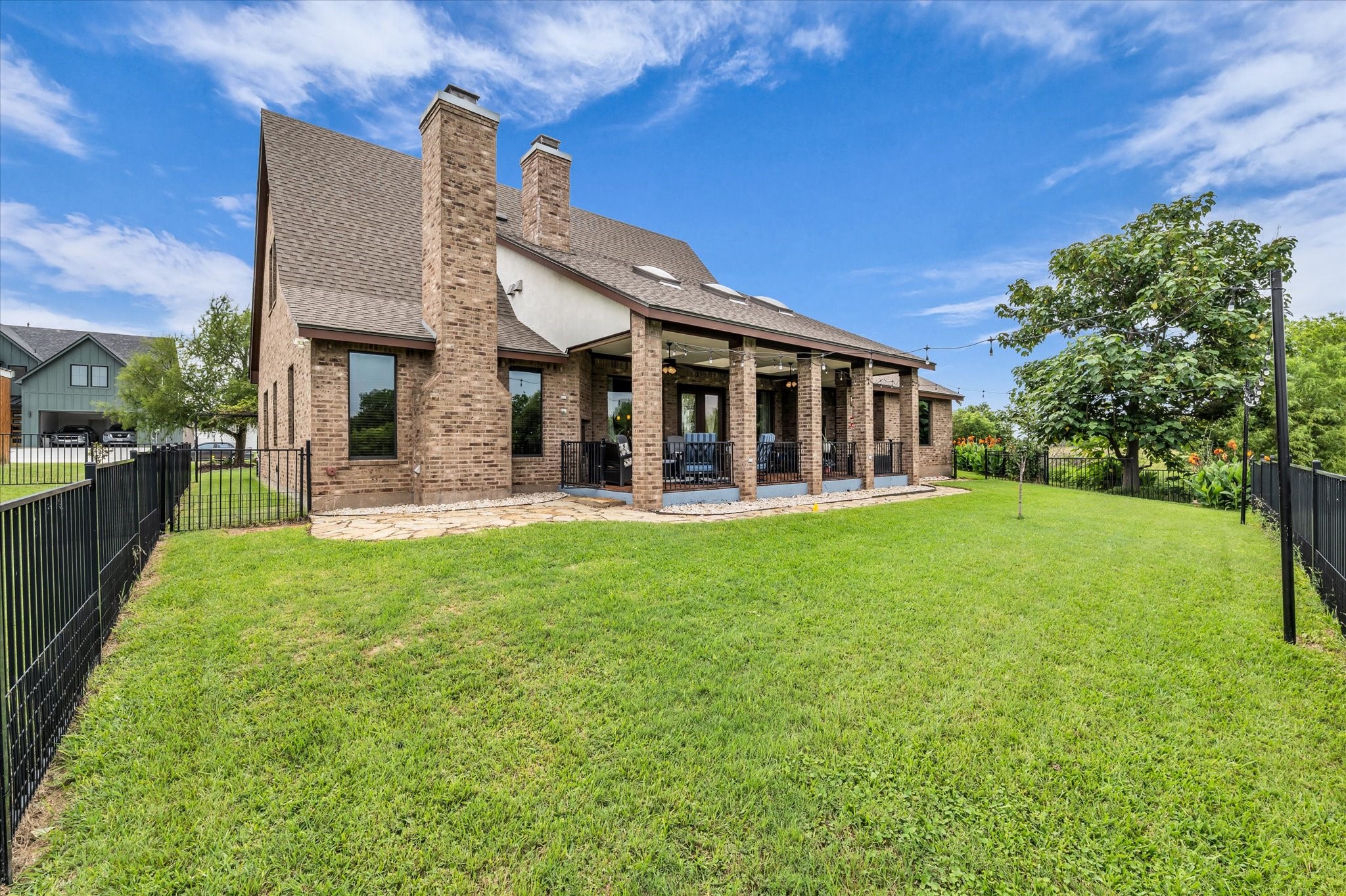 404 Charleston Park Drive Woodway TX 76712