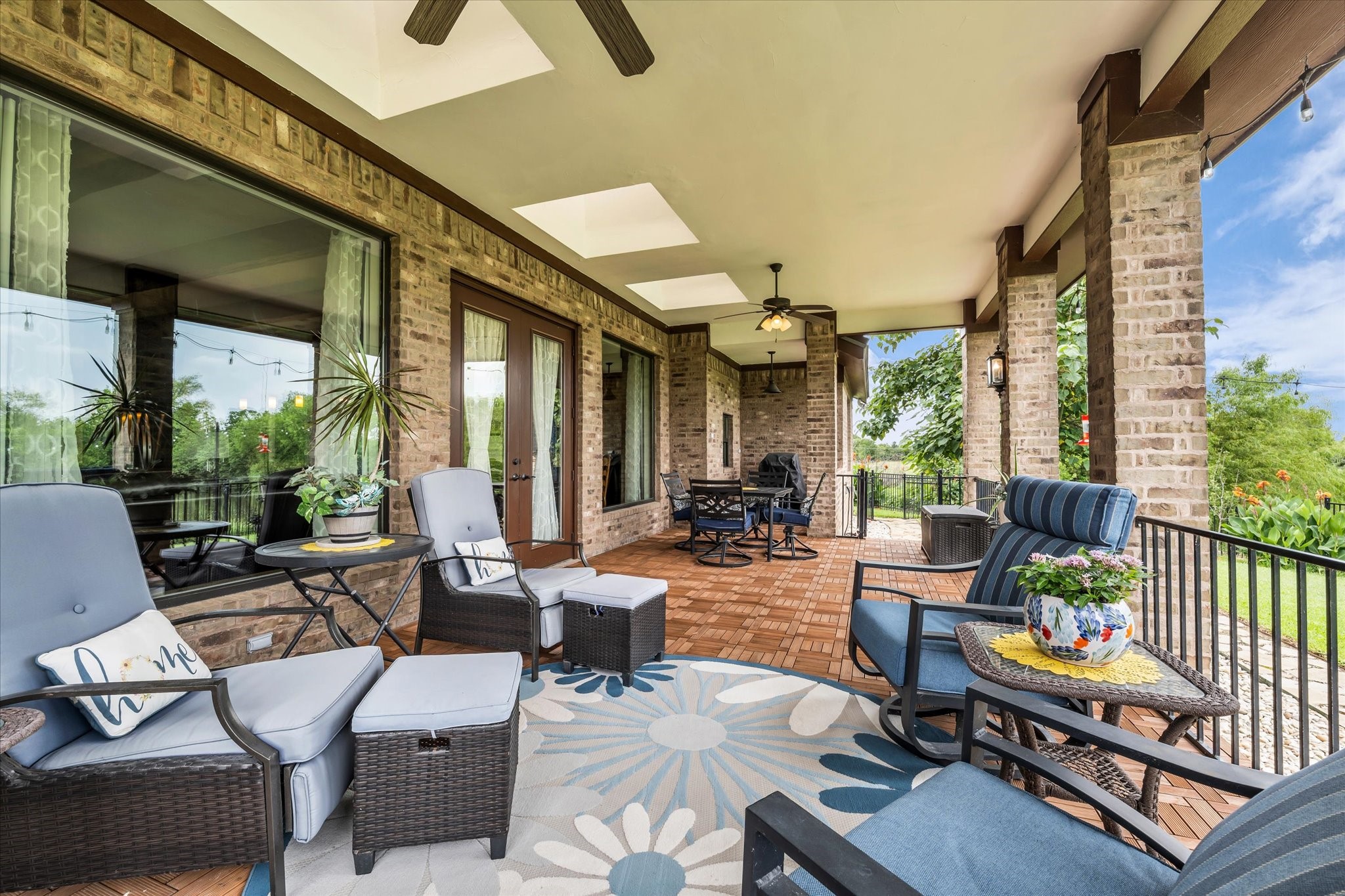 404 Charleston Park Drive Woodway TX 76712
