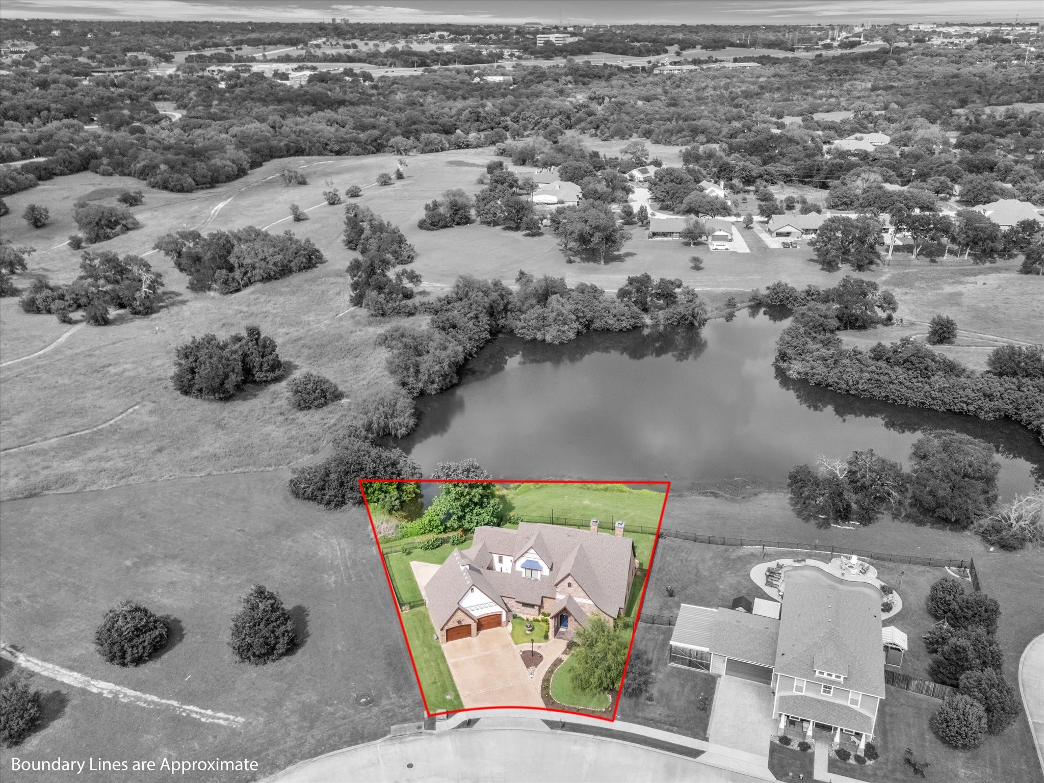 404 Charleston Park Drive Woodway TX 76712