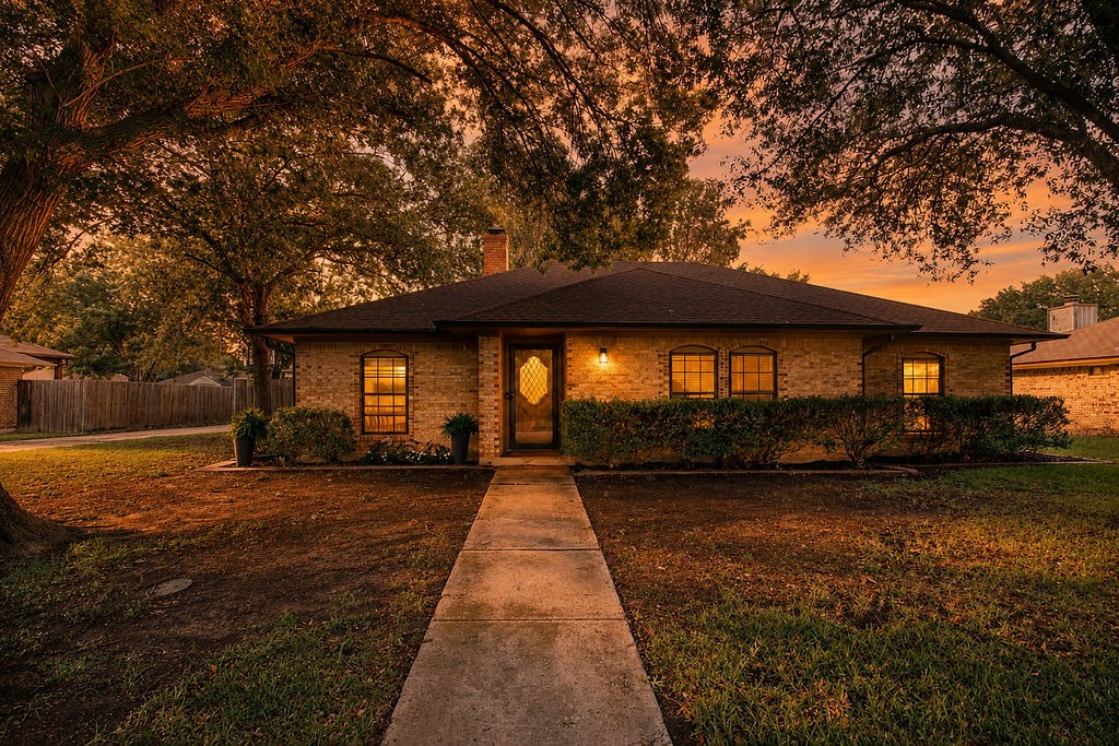 2409 Green Oaks Street Denton TX 76209