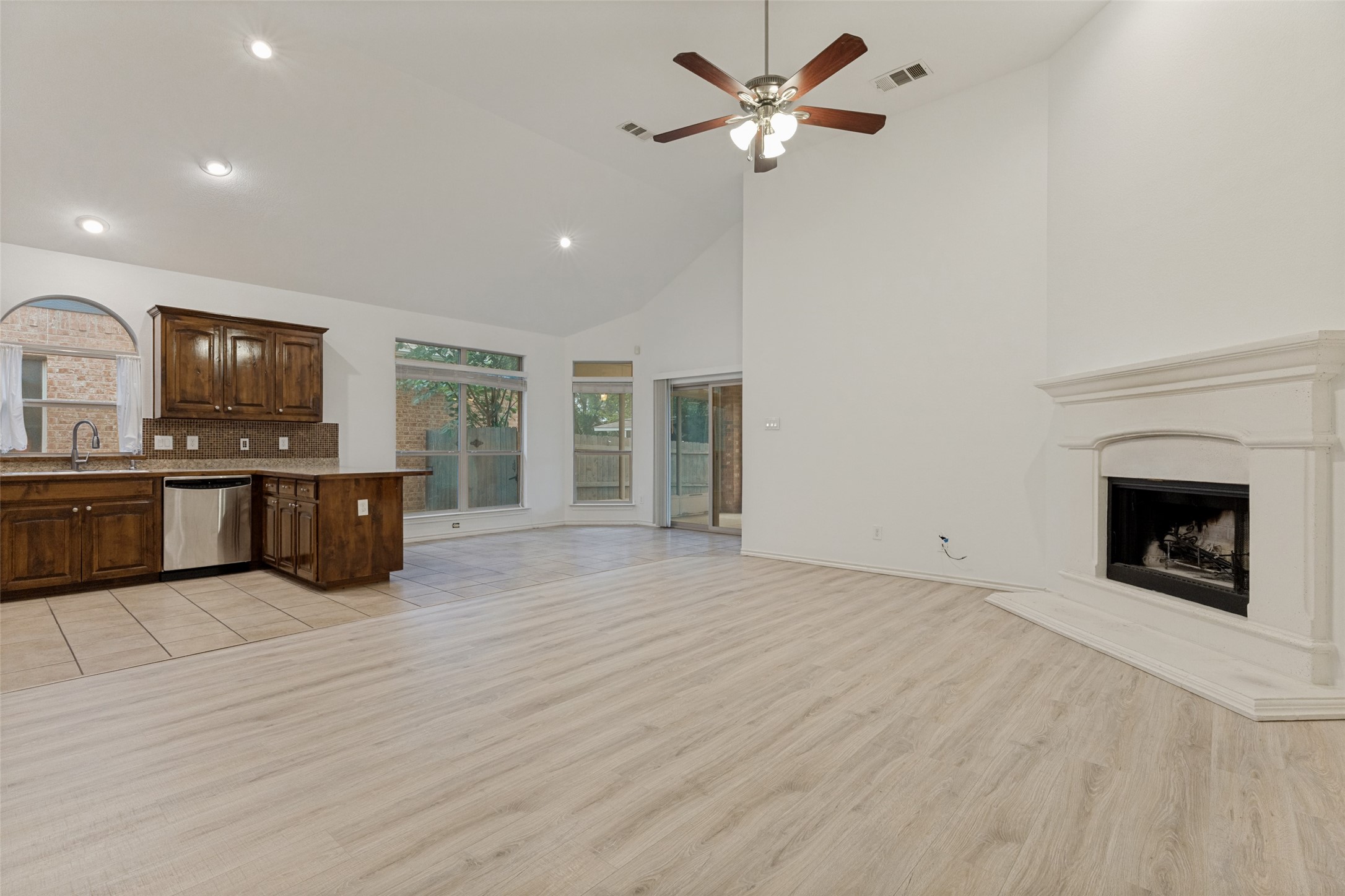 10866 Calderwood Lane Fort Worth TX 76052