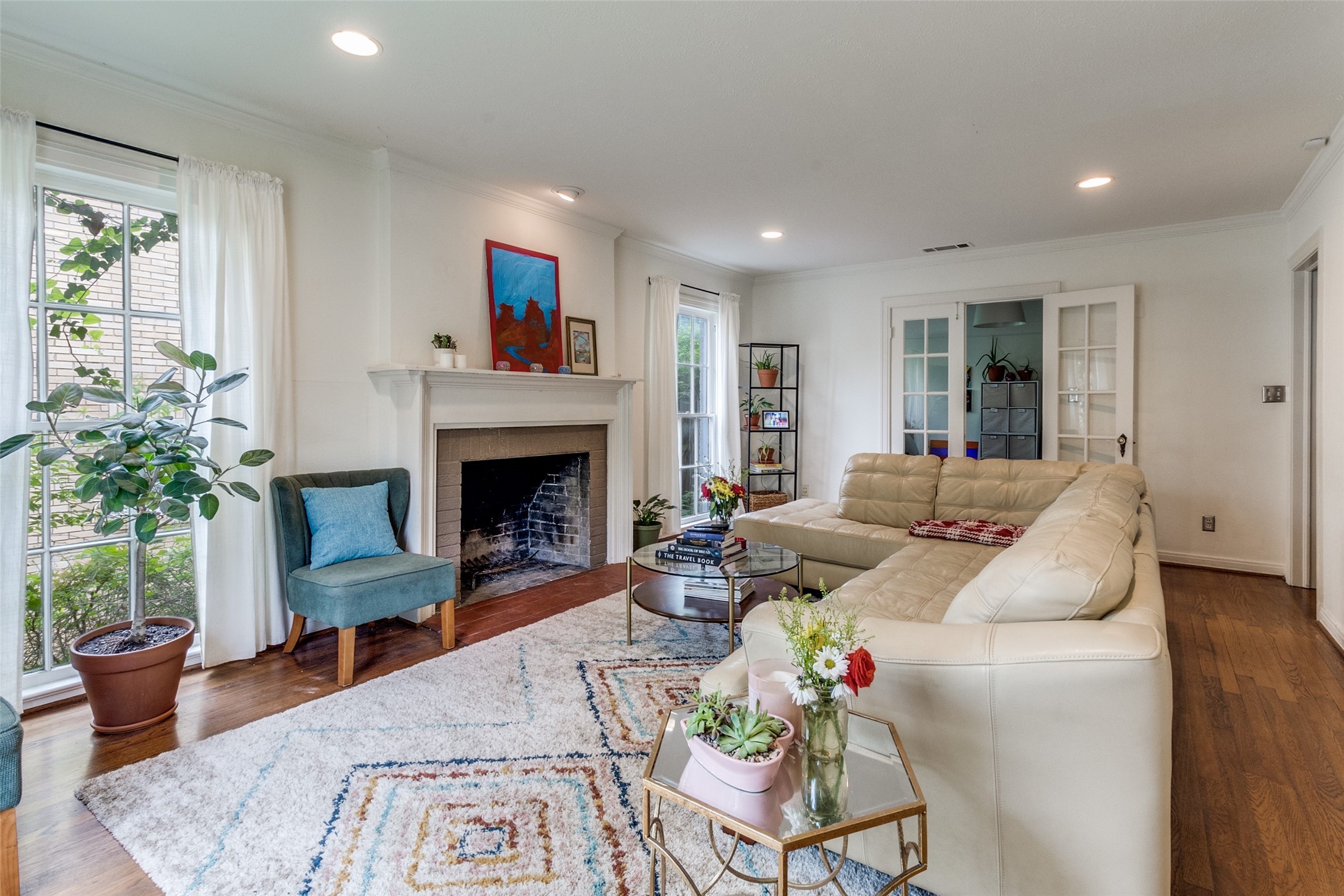 6926 Santa Monica Drive Dallas TX 75223