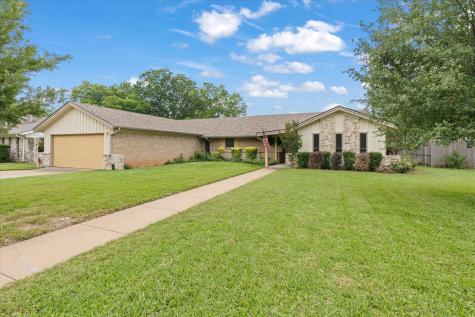 1247 Wedgewood Drive Cleburne TX 76033