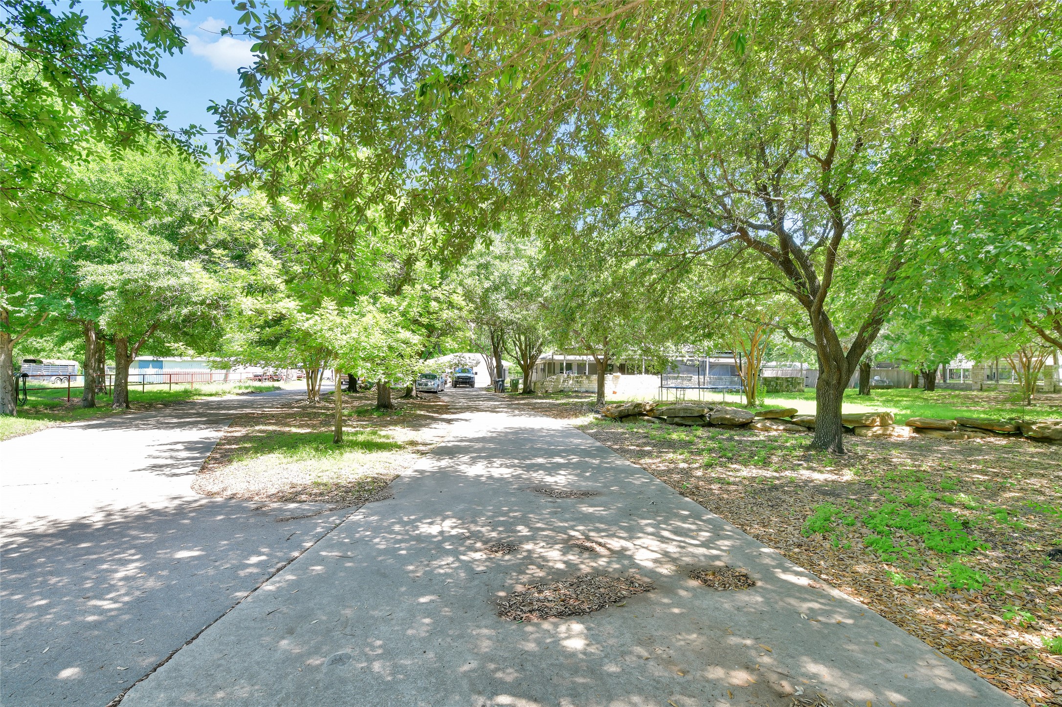 5313 Hidden Oaks Lane Arlington TX 76017
