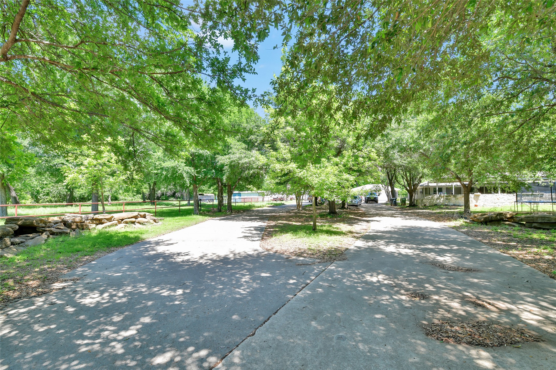 5313 Hidden Oaks Lane Arlington TX 76017