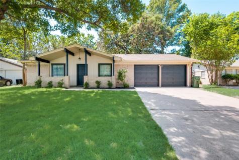 1702 Windsor Drive Arlington TX 76012
