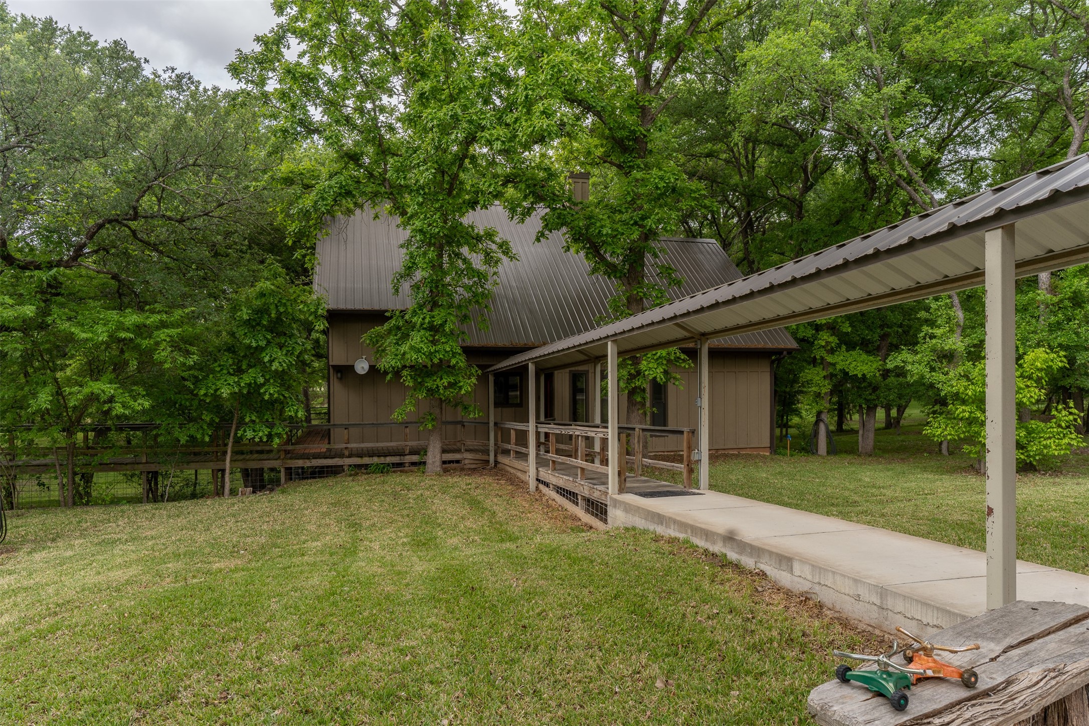 377 County Road 2530 Meridian TX 76665