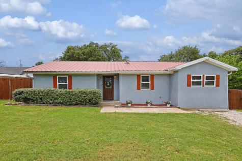 405 Hickorywood Street Azle TX 76020