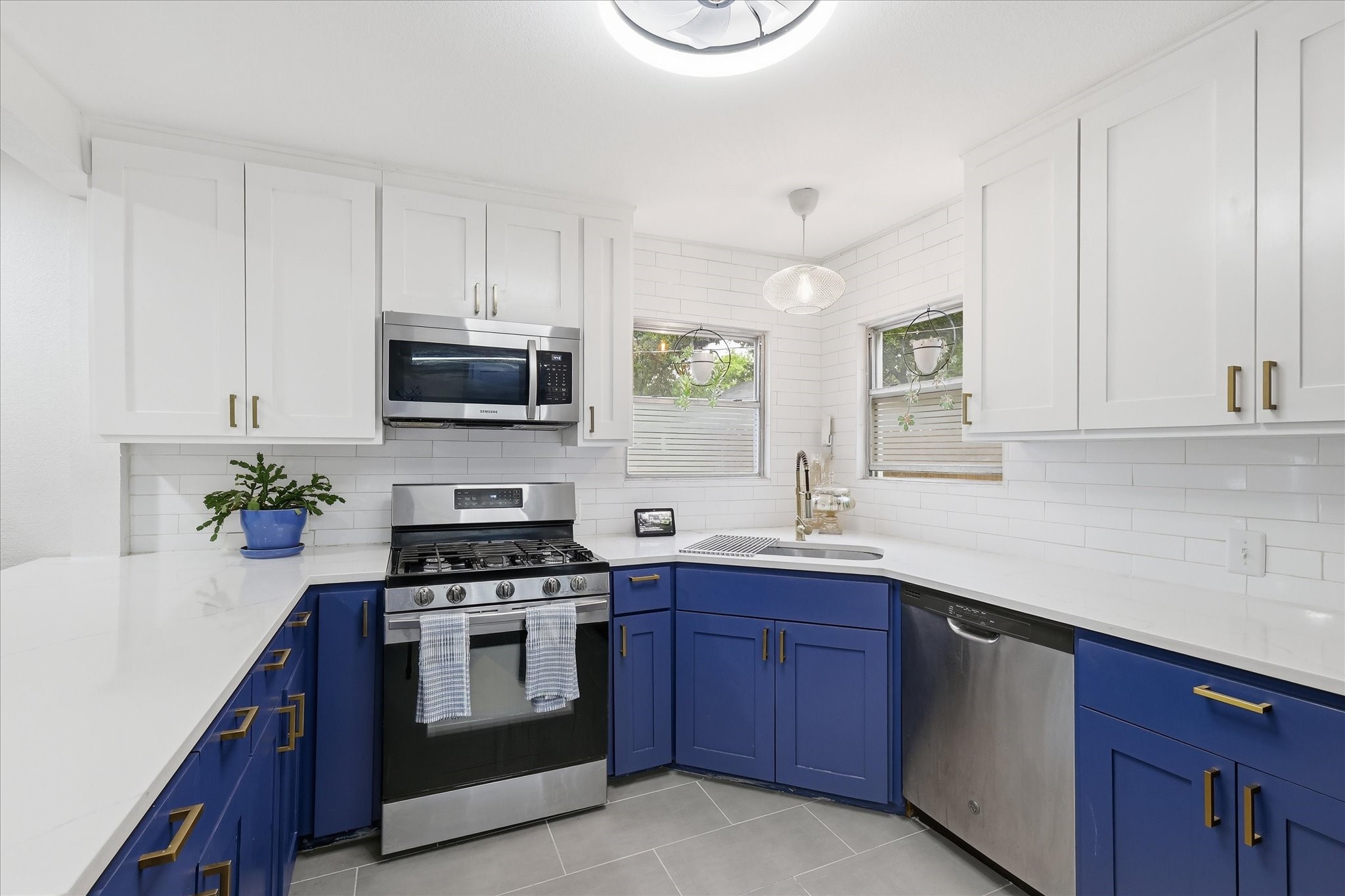 2125 Cardinal Lane Fort Worth TX 76111